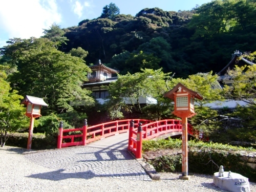 箕面滝・瀧安寺（大阪府箕面市）_c0219820_22342541.jpg