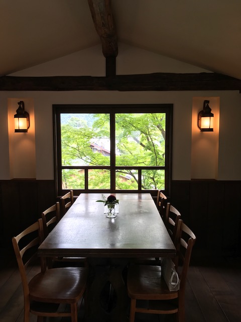 真如堂の近く・秋の気配のレトロなカフェ・吉田山荘・真古館_f0181251_15431694.jpg