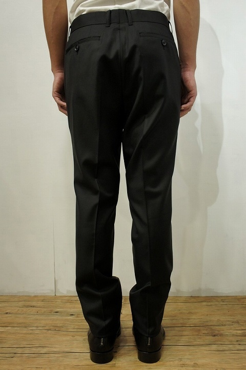 斜めに伸びるウール素材！【LOUNGE LIZARD】【ラウンジリザード】No.6866 CANONICO×STRETCH SLIM TROUSERS☆そして、塩キャラメル。_b0108653_19243034.jpg