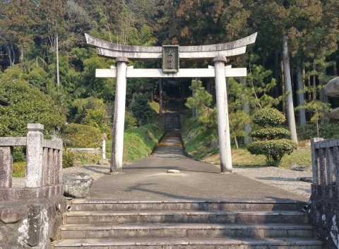 福知山市荒河（あらが）地区の寺院・神社_a0003356_16230400.jpg