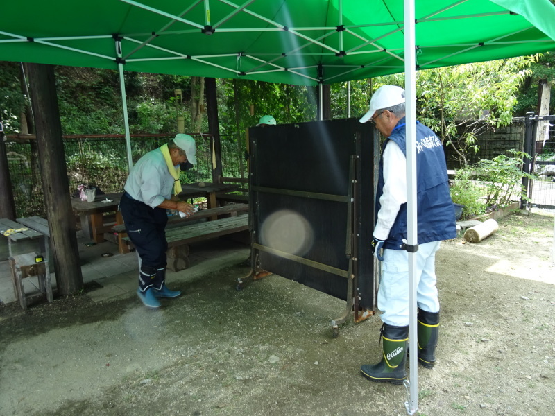 台風対策＆「刈払機・チエンソー講習会」・・・うみべの森_c0108460_18243643.jpg