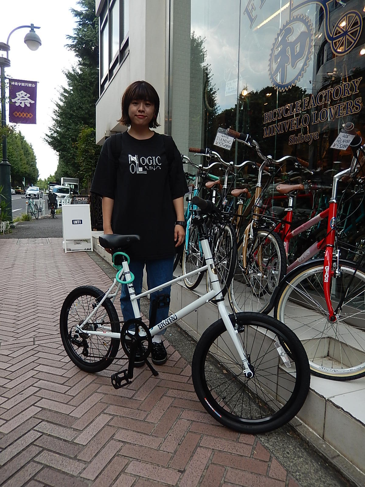 9月15日　渋谷　原宿　の自転車屋　FLAME bike前です_e0188759_19260690.jpg