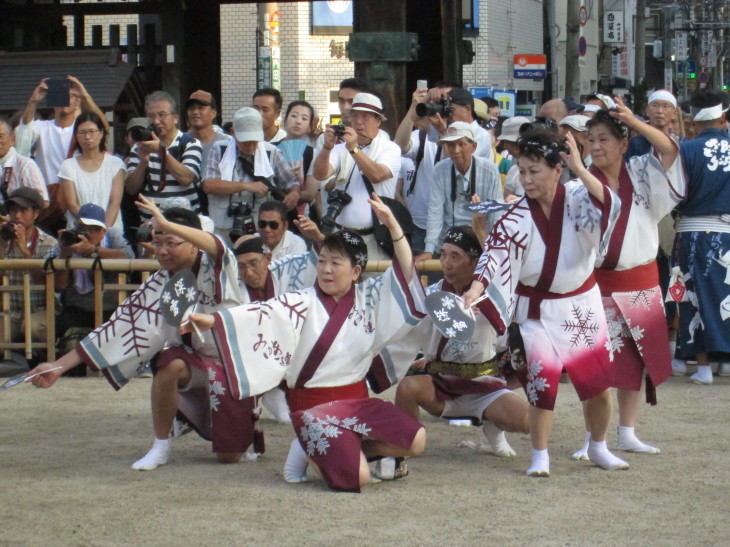 ９月17日（日）歌と踊りの集い_a0050895_14134029.jpg