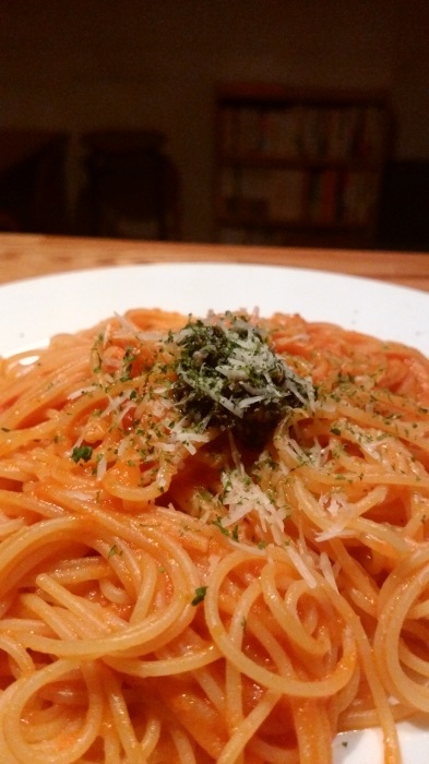 餌造人の記録・トマトソースのスパゲッティ_c0099300_22351177.jpg