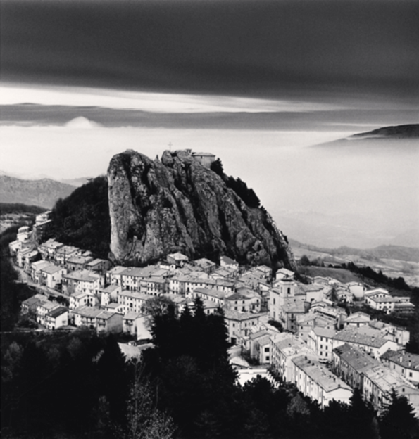 マイケル・ケンナ氏 展覧会「ABRUZZO」_b0187229_13560791.png