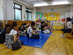 ママと一緒に♪_e0325335_1214097.jpg