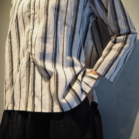 プルオーバーのネルシャツ　ARTE POVERA_d0364239_17242519.jpg