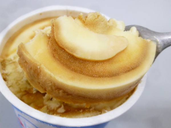 【Pastel】なめらかプリンアイスクリーム_c0152767_21405854.jpg
