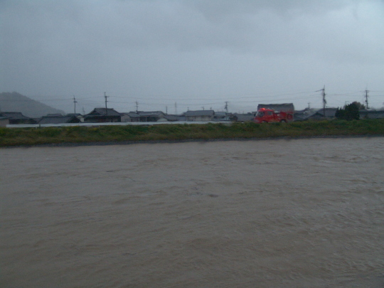 台風がおいらの町を_e0369096_20452228.jpg