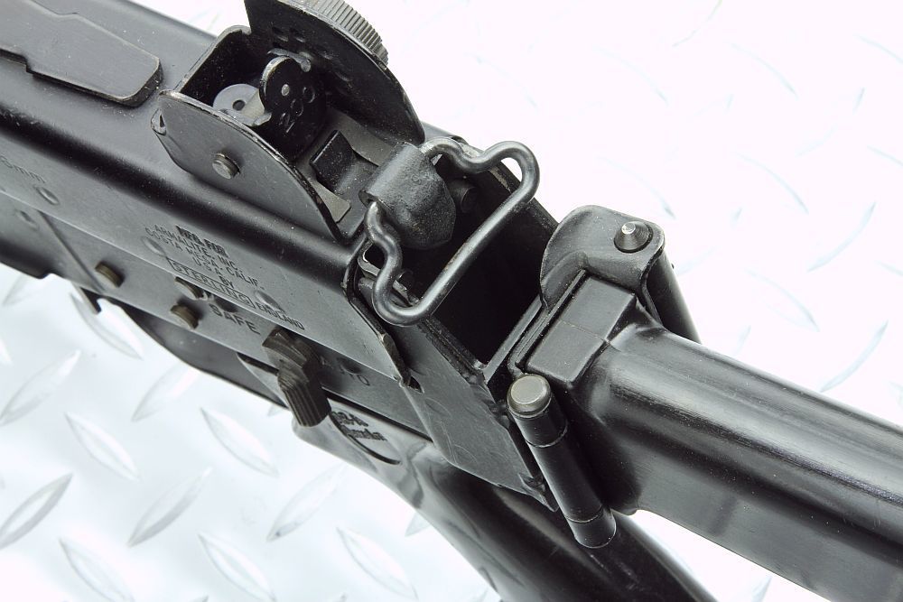 ARMALITE AR-18S by Sterling part 2 : 