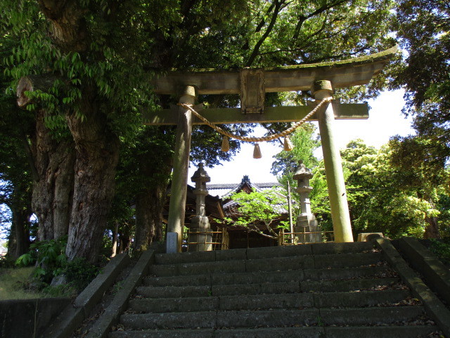 忌浪神社_c0182455_07294074.jpg