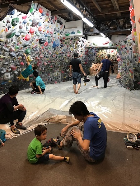 もちろん開いてますヨ!Come on!_d0246875_13004150.jpg