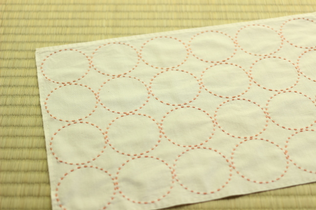 オリーブ染めの橙色で、まん丸模様の刺し子ふきん☆_f0354014_20153756.jpg