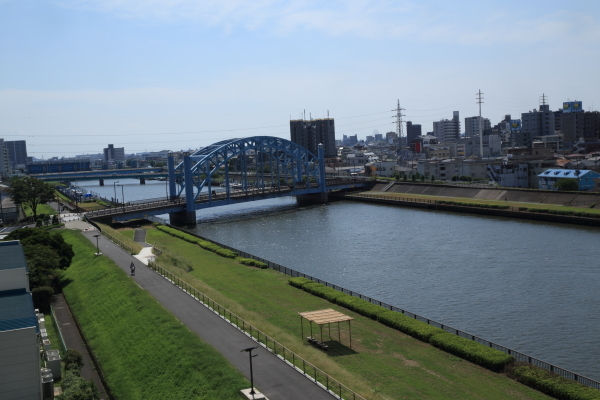 f0229832_08374188.jpg