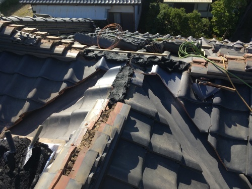 石和町 銀黒の屋根_b0242734_21261829.jpg