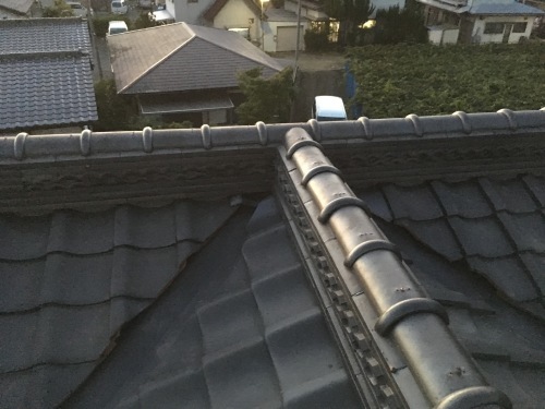 石和町 銀黒の屋根_b0242734_21275569.jpg