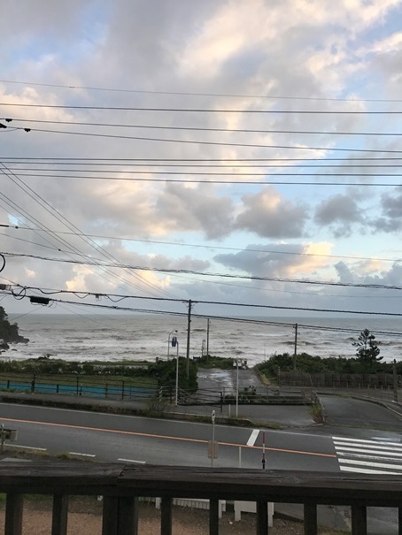 台風18号、鳥取を通過しました。_f0009169_08354901.jpg