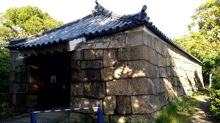 大阪城大手口多聞櫓・千貫櫓・焔硝蔵_f0139570_2019307.jpg