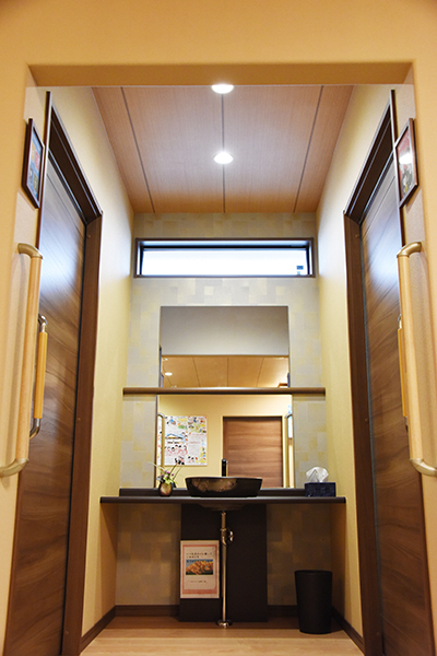 待合室が畳?診察室がソファ?お茶だけでもOK?!画期的な診療所が群馬にオープン!あやこまごころ診療所_e0171573_2121448.jpg