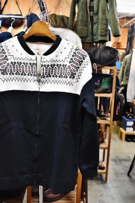 お手頃・FULL COUNT 。。。NATIVE柄 SWEAT ZIP JACKET！★！_d0152280_20490074.jpg