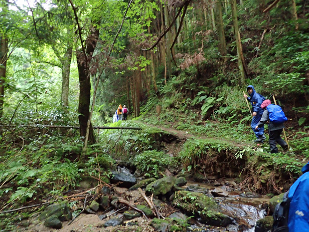 f0214649_04411938.jpg