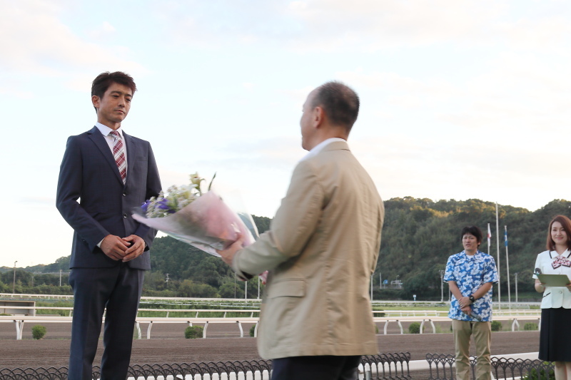 中西達也調教師 紹介式_a0077663_18505907.jpg