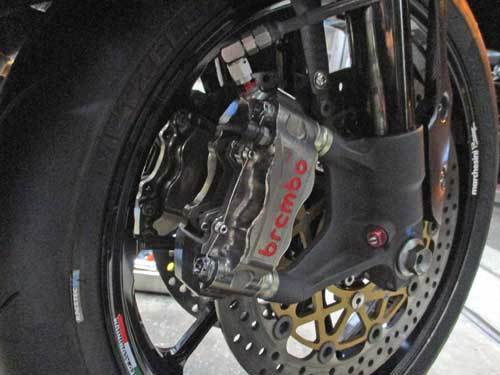 GSX-R1000の走行準備が完了・・・(^^♪_c0086965_00232665.jpg