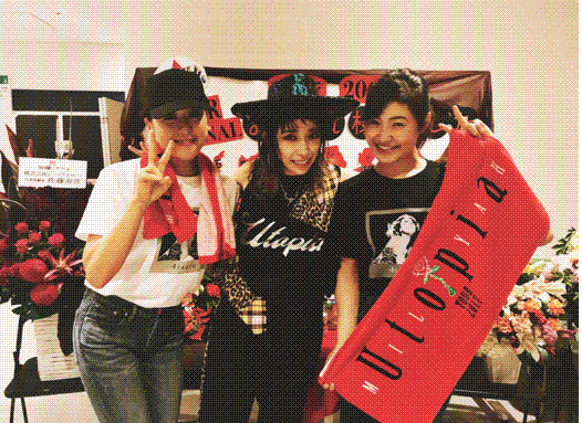e0199691_00340281.gif
