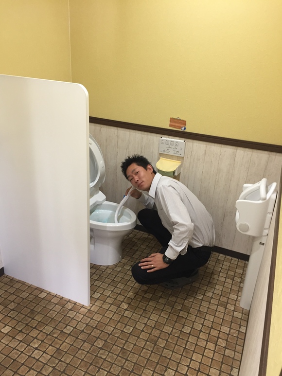 9月20日 水曜日のひとログ(´▽`) 1ナンバー構造変更もお任せください♬TOMMY☆M様エスティマご成約♪_b0127002_17565515.jpg