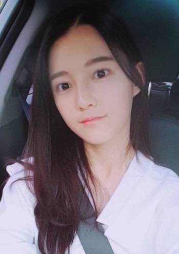 弟が自殺?清純派女優ナム・ボラ、売春疑惑で弁明 すっぴん 妹がアイドルに? 卒業アルバム公開_f0158064_03541269.jpg