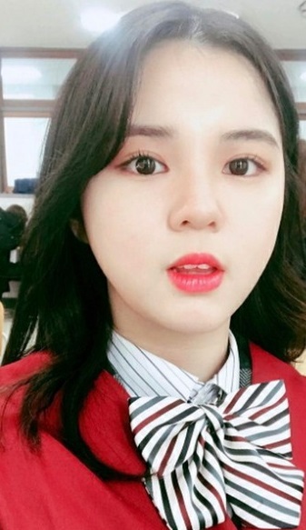弟が自殺?清純派女優ナム・ボラ、売春疑惑で弁明 すっぴん 妹がアイドルに? 卒業アルバム公開_f0158064_06232373.jpg