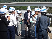 実態把握へ 新名神事故現場に入りました _c0133503_20122419.jpg