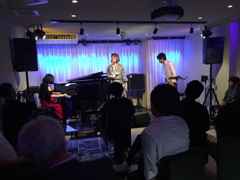 Jazzlive comin 広島  明日金曜日のライブ！_b0115606_11111632.jpeg