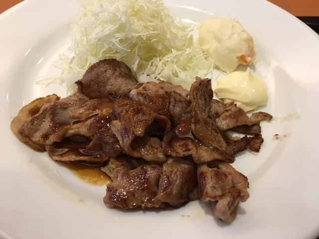 デニーズの生姜焼き定食_a0359239_17504441.jpg