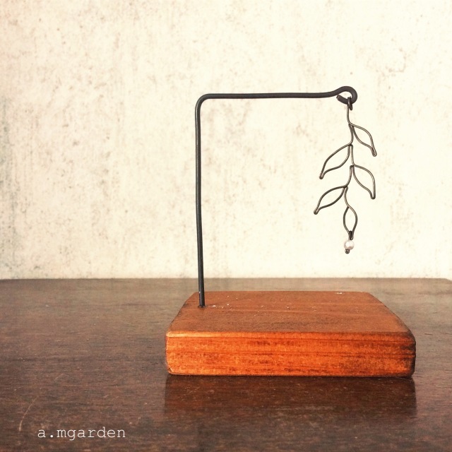 ピアススタンド A Mgarden