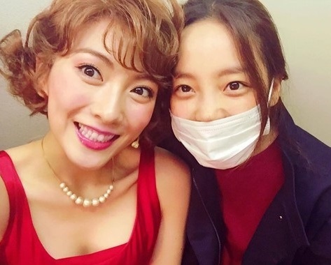 日本で女優、歌手として活躍。元KARAの知英(ジヨン)熱愛!家族の写真 従妹は歌手で母親も美人!親日?姉がサッカー選手と結婚_f0158064_03553323.jpg