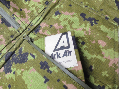 Ark Air アークエアーのジャケットが入荷しました_c0319603_16404277.jpg
