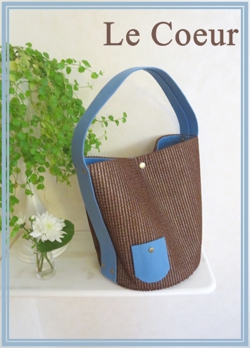 自宅レッスン ブルーの かごBAG 縦型ティッシュ カーブのある裁縫箱_f0305451_22575766.jpg