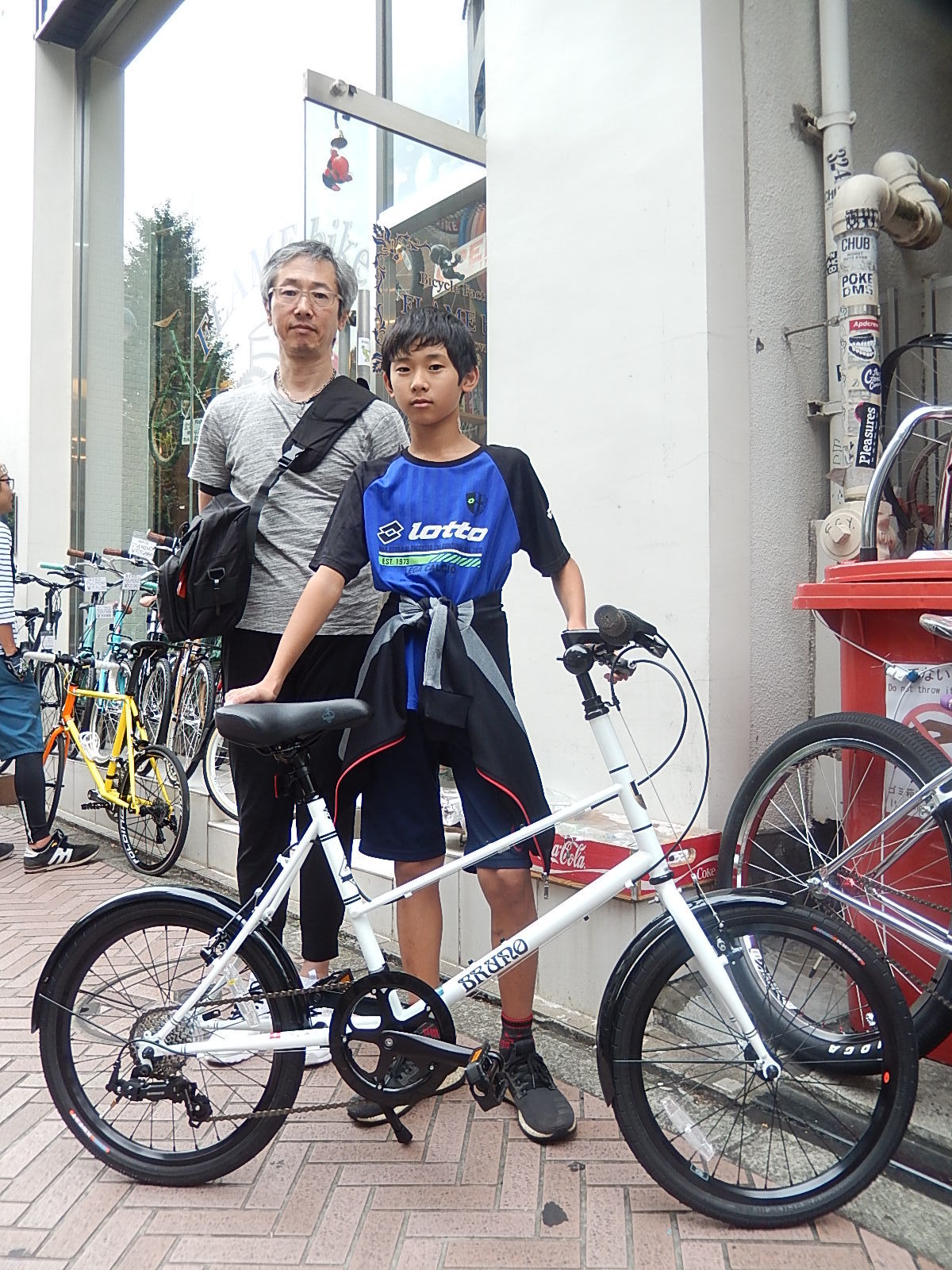 9月22日　渋谷　原宿　の自転車屋　FLAME bike前です_e0188759_19413683.jpg