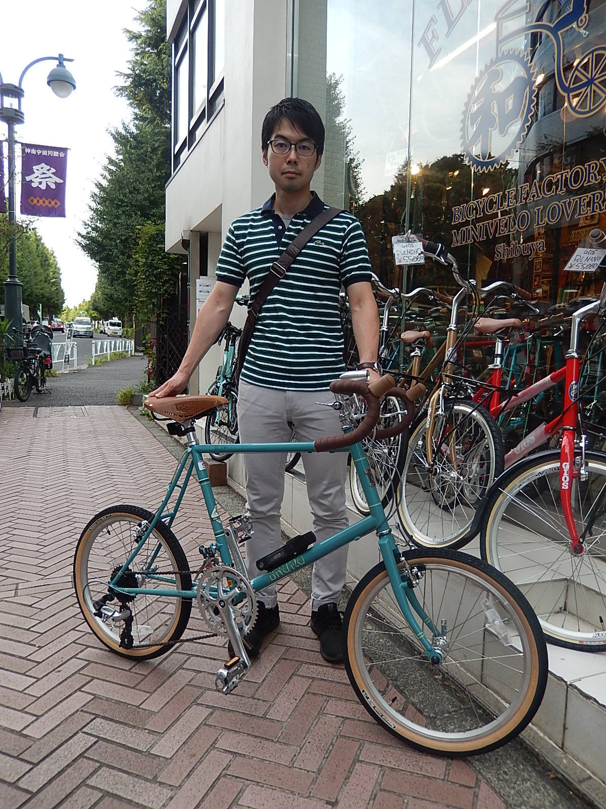 9月22日　渋谷　原宿　の自転車屋　FLAME bike前です_e0188759_19414001.jpg