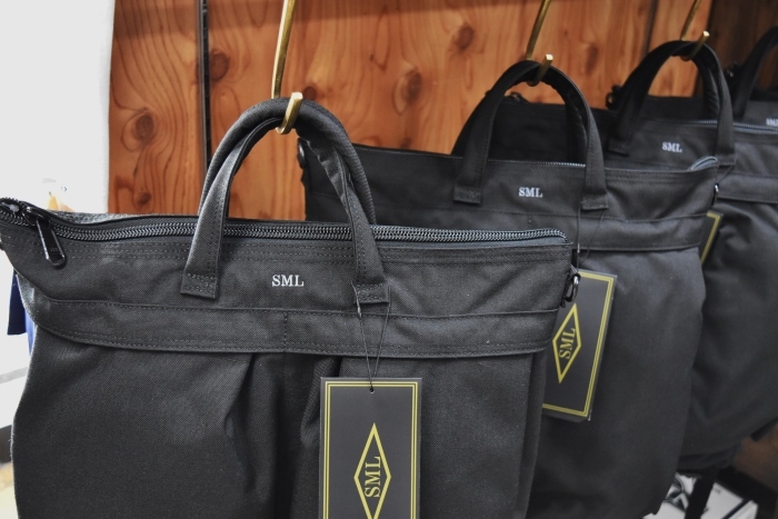 人気者・年内・最終入荷です・・・其の② SML ・・・ HELMET BAG!★!_d0152280_13201958.jpg