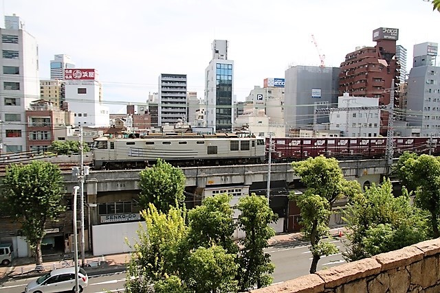 藤田八束の鉄道写真＠神戸元町を散策、荒木村重が築いた花隈城址からの鉄道写真撮影・・・絶景の列車撮影ポイント_d0181492_15421676.jpg