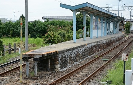 福島交通飯坂線 医王寺前駅_e0030537_00291607.jpg