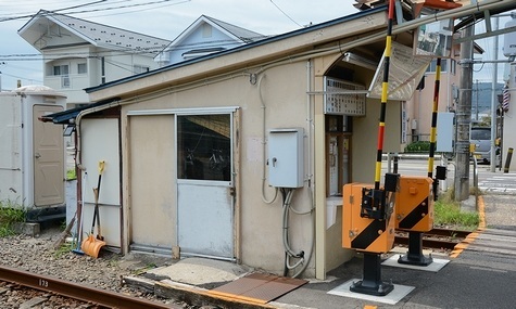 福島交通飯坂線 医王寺前駅_e0030537_00291765.jpg