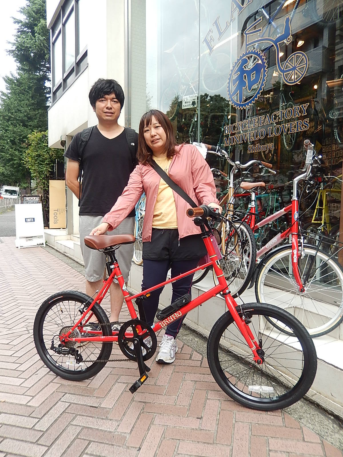 9月23日　渋谷　原宿　の自転車屋　FLAME bike前です_e0188759_19151545.jpg