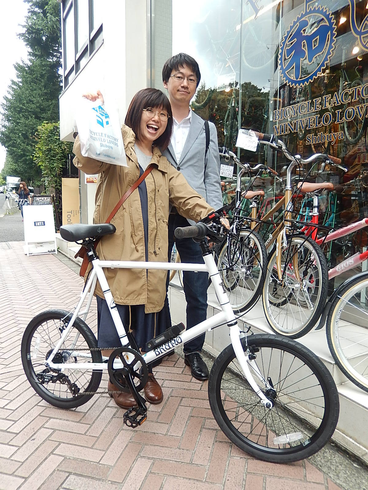 9月23日　渋谷　原宿　の自転車屋　FLAME bike前です_e0188759_19151644.jpg
