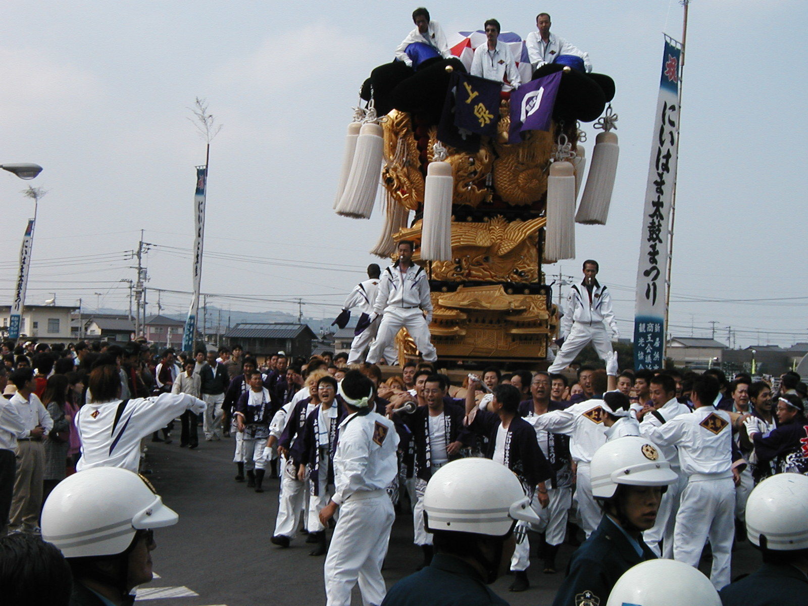 山根グランドで上部地区太鼓かき比べ_f0085962_05421014.jpg