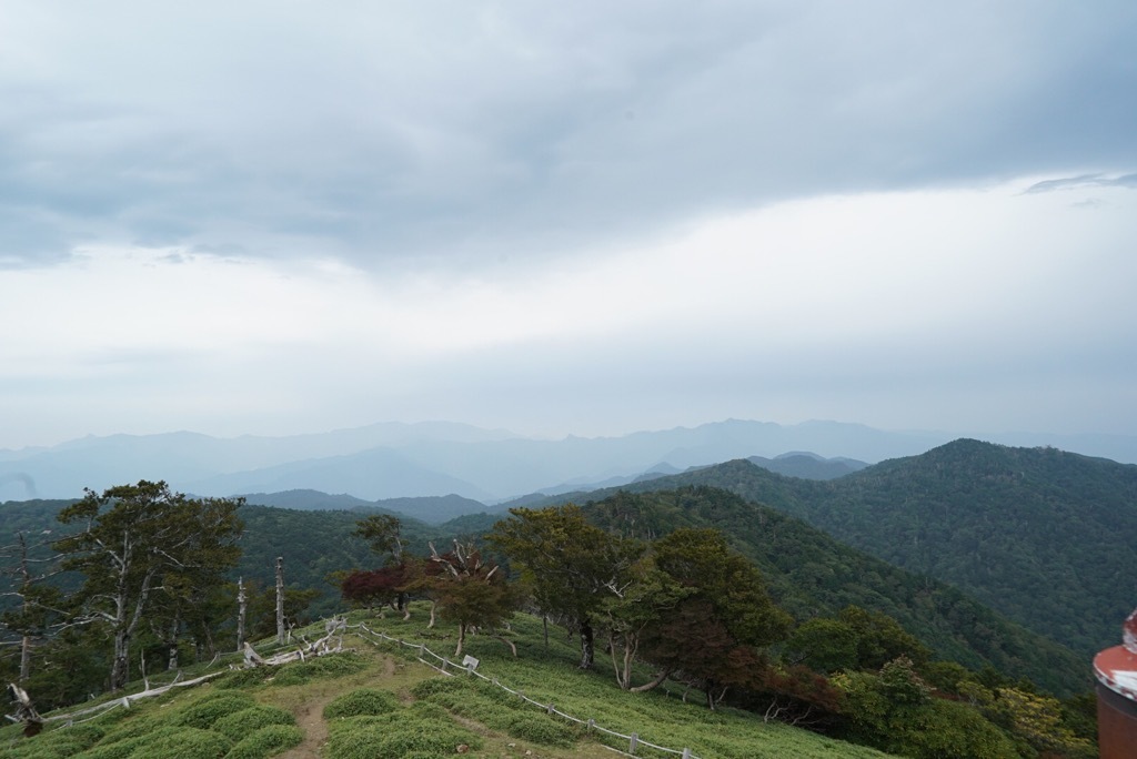 久しぶりの山歩き_e0077517_16571388.jpg