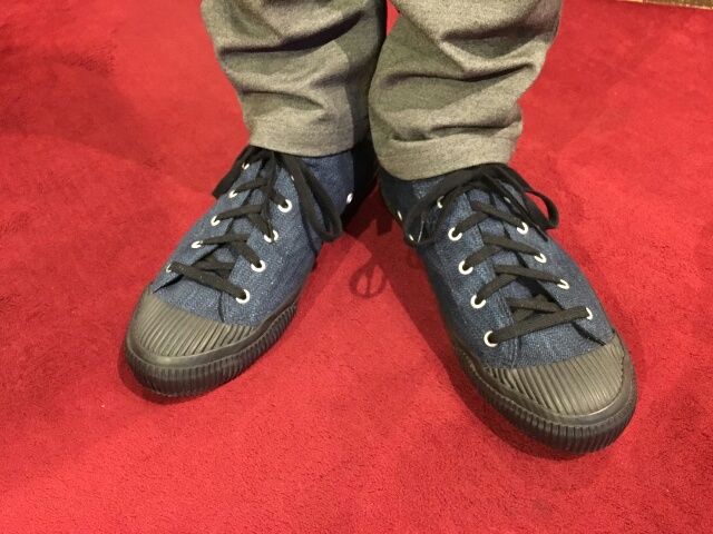 シュウゴのオススメウールシャツ。_c0167336_13432729.jpg