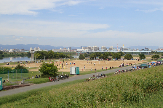 今日は、西へ_b0116656_17104198.jpg